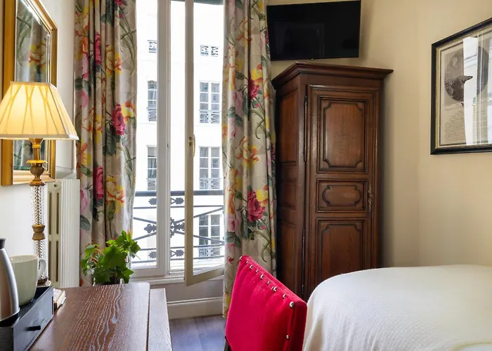 Des MarronniersHotel Pas Cher Paris